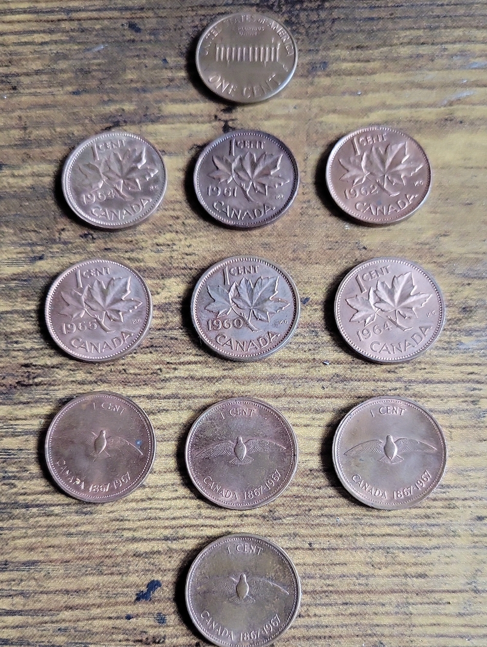 Vintage 1960s Canadian One Cent Coins - Copper Tones